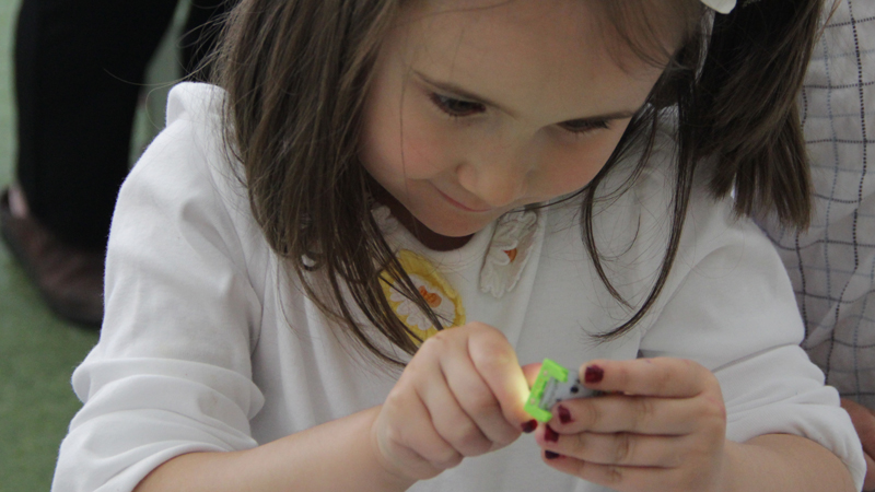 E-textile class at Breakthrough Chicago